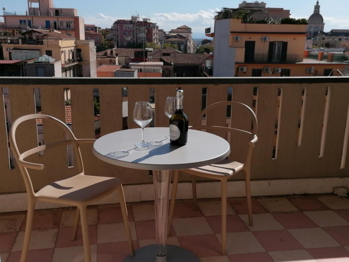 Inner City De Luxe Apartment Catania Exteriör bild